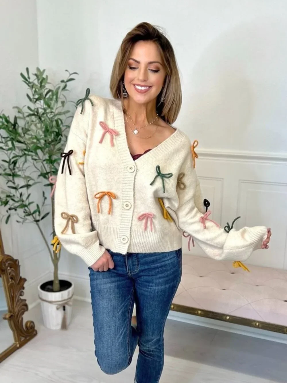 Entro Bow Detail Cardigan 🎀 | Neutral Knit w/ Colorful Bows (M) - Picture 2 of 5